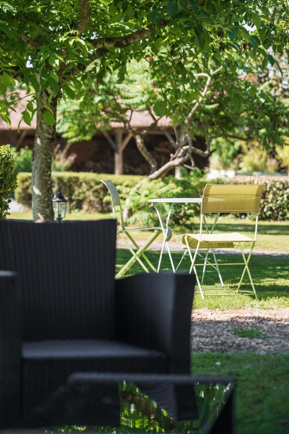 Le Relais Des Tuileries Otel Sereilhac Dış mekan fotoğraf