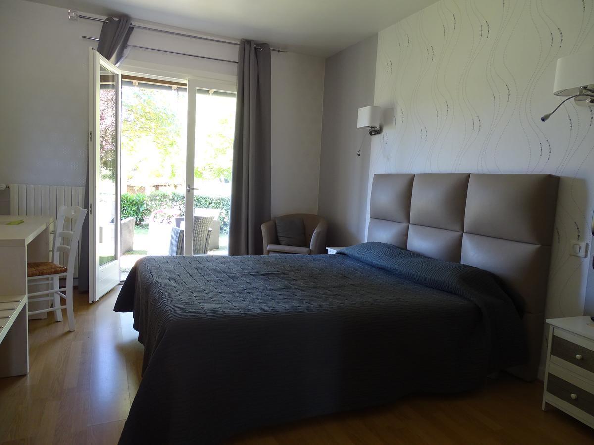 Le Relais Des Tuileries Otel Sereilhac Dış mekan fotoğraf